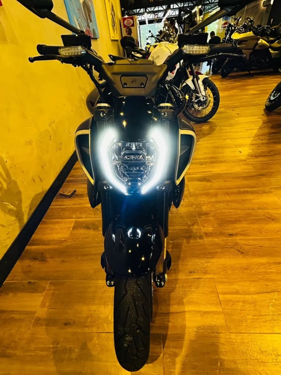 DIAVEL V4 S 2025 - Foto 3