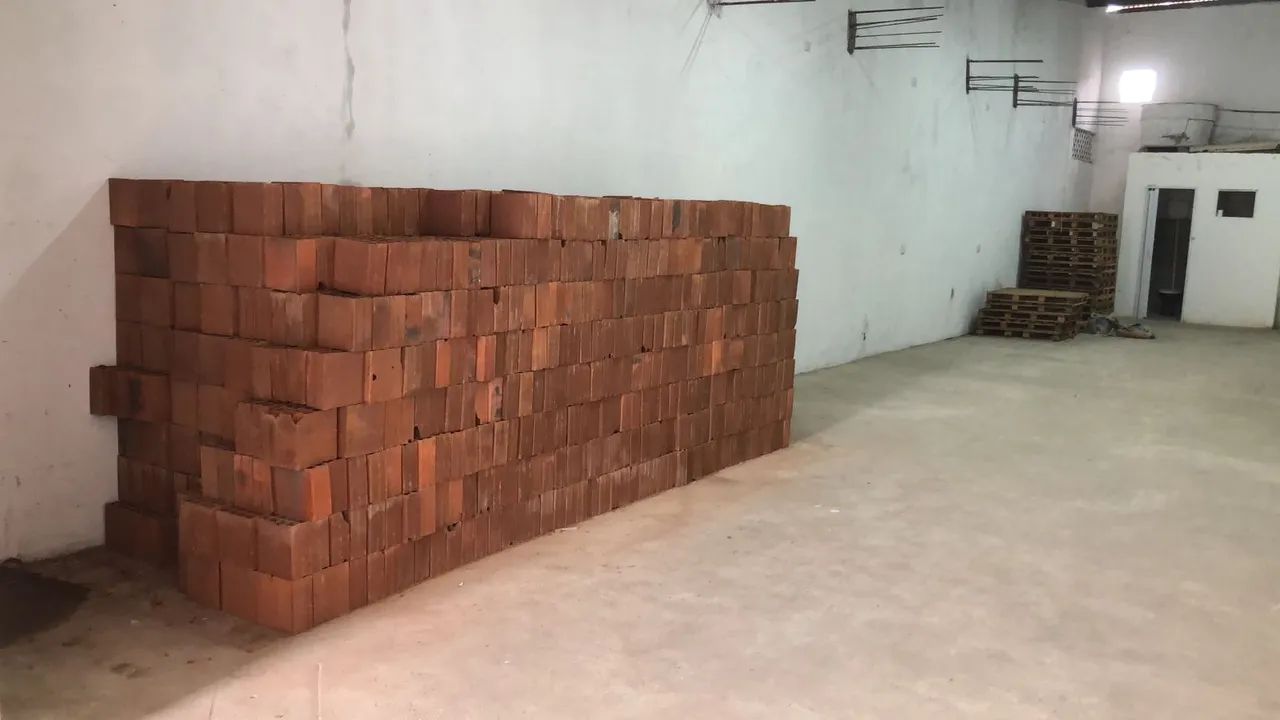 Vendo 2.300 tijolos por 1.300,00 (Frete por conta do comprador) - Foto 3