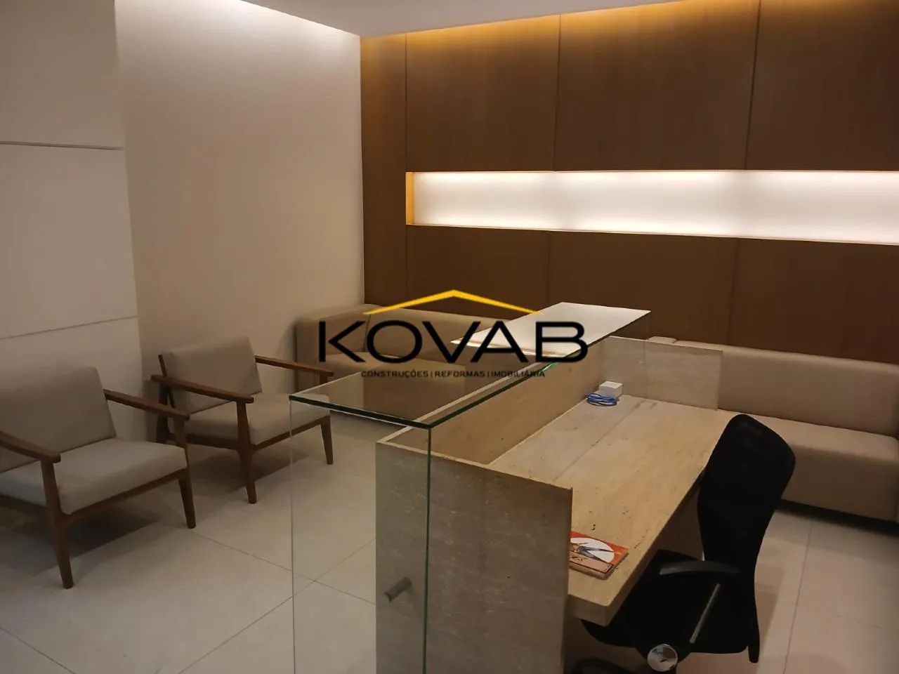 Conjunto Comercial para Locação 133m² | Brooklin  Berrini | Sala Pronta Mobiliada com Vaga