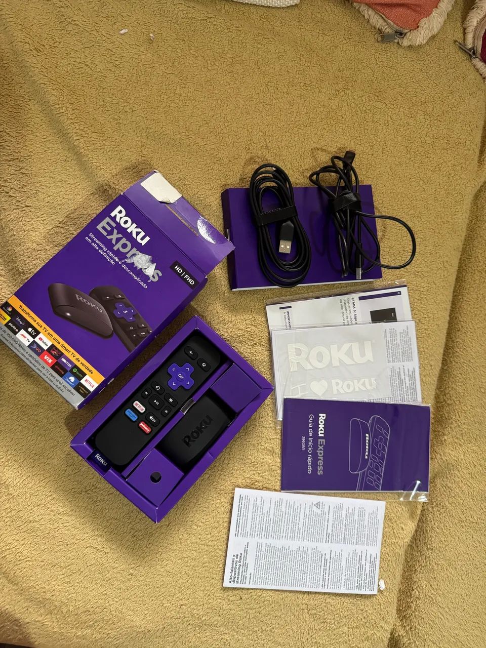 Roku Express | Dispositivo de streaming para TV HD compatível com Alexa, Siri e Google.  - Foto 4