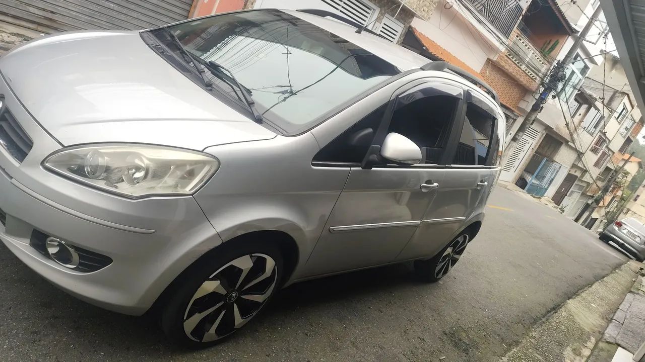 Fiat Idea Attractive 1.4 Fire Flex 8V 5P 2012 - Foto 3