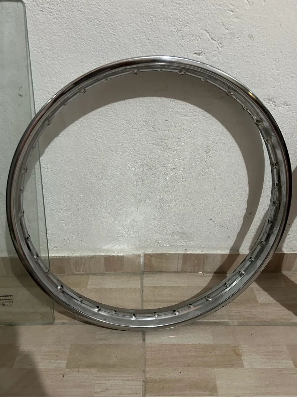 Aros de lander e pinel dianteiro seminovo  - Foto 2