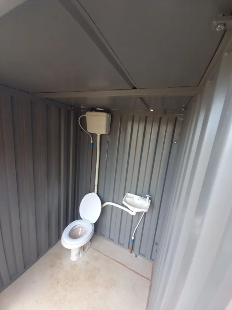 Container Módulo Banheiro 100% Galvanizado com Estrutura Tubular