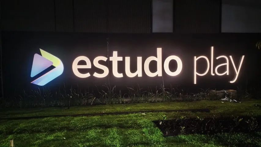 FACHADAS COMERCIAIS EM ACM, TELHA GALVANIZADA, LONA EM GERAL - Foto 3