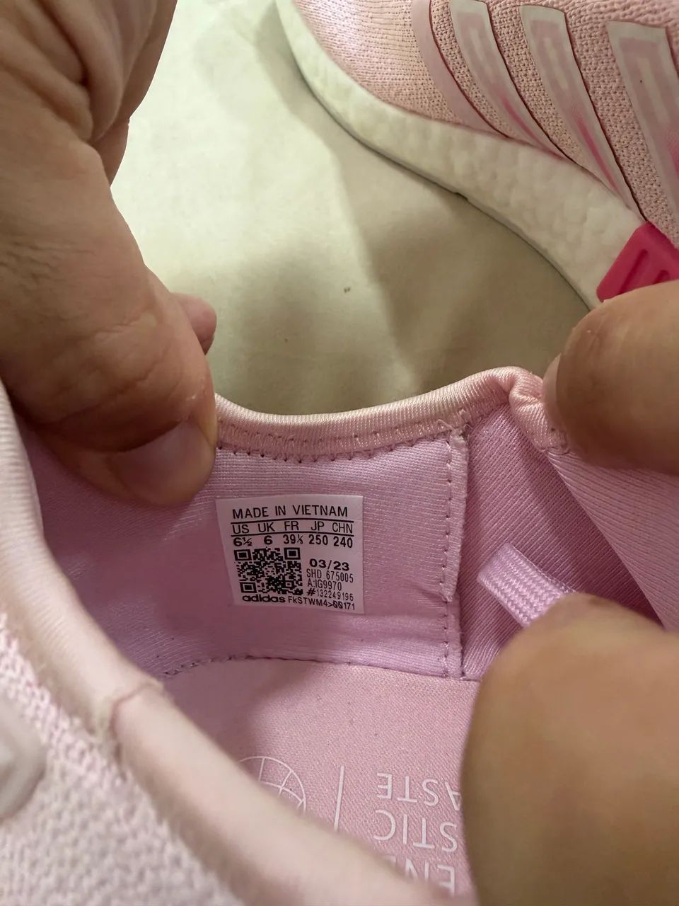 Tênis Adidas  - Foto 4