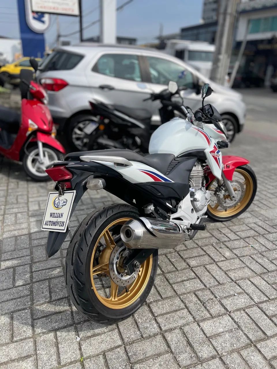 CB 300R/ 300R FLEX - Foto 3