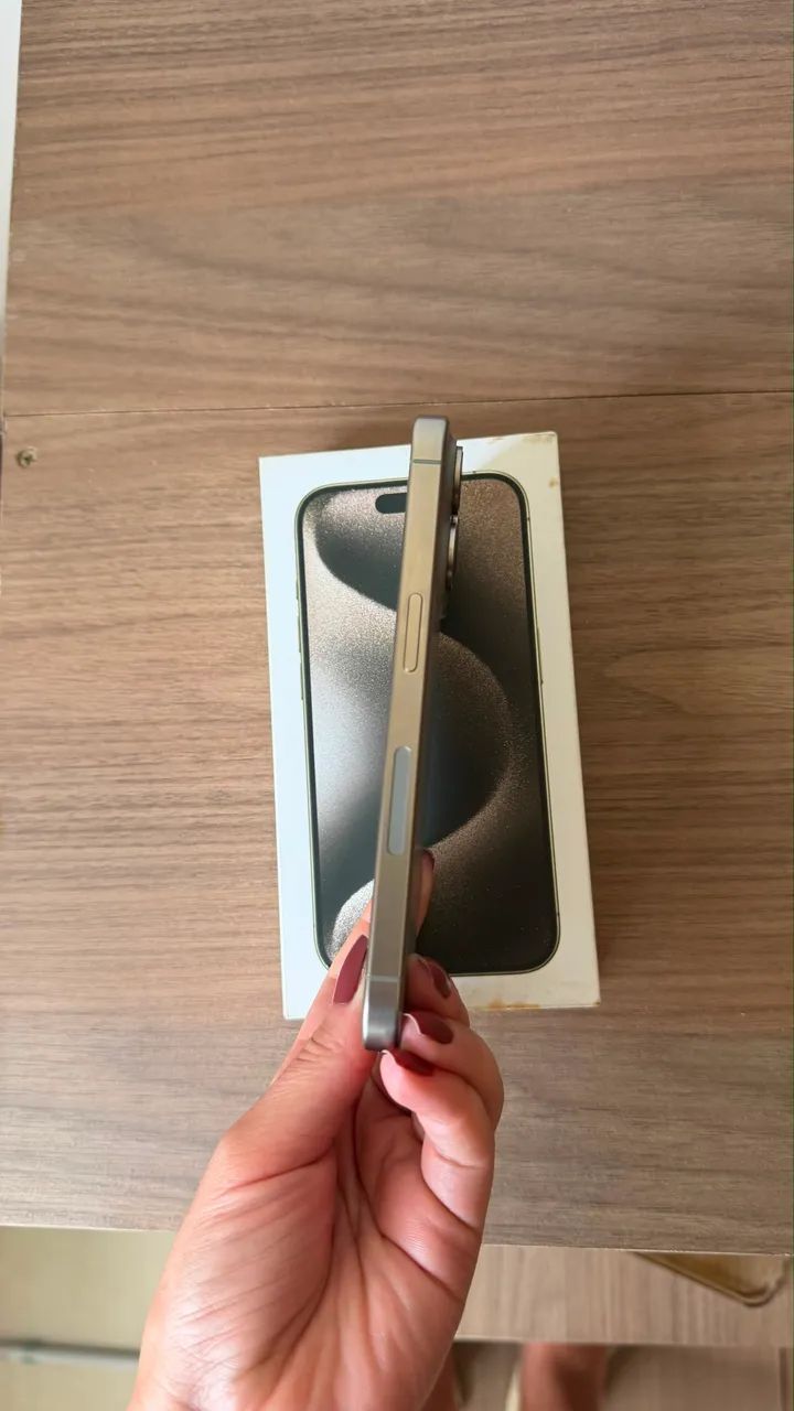 iPhone 15 Pro - Titânio 128GB - Foto 3