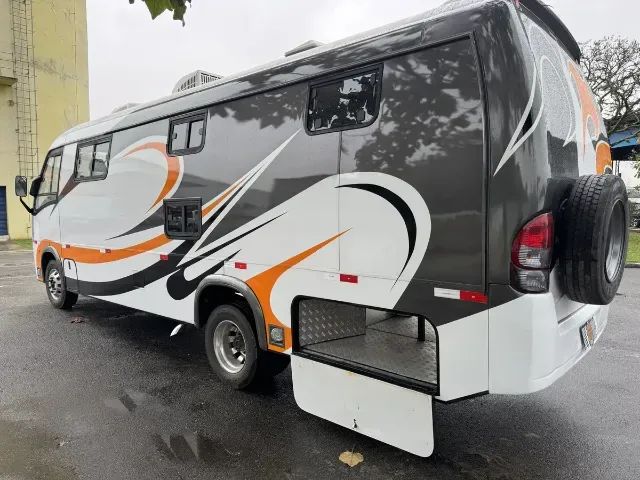 Lindo Motorhome Com Suite + Beliche (Entrada + Parcelas) - Foto 3