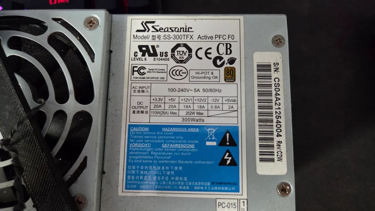 Fonte Seasonic 300W com Adaptador - Foto 3