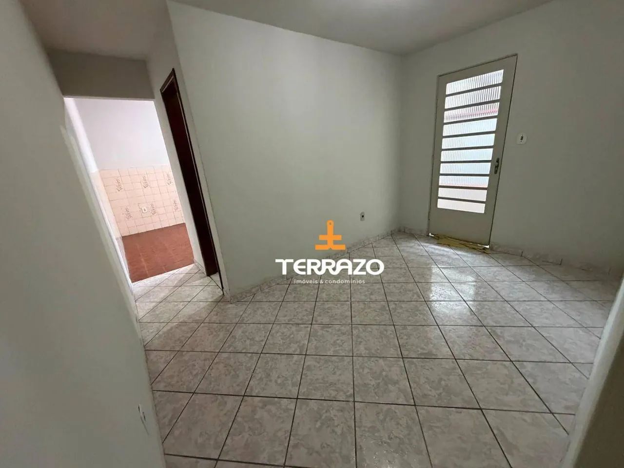 Apartamento Térreo de 1 Quarto no Conforto  Prático e Funcional - Foto 4