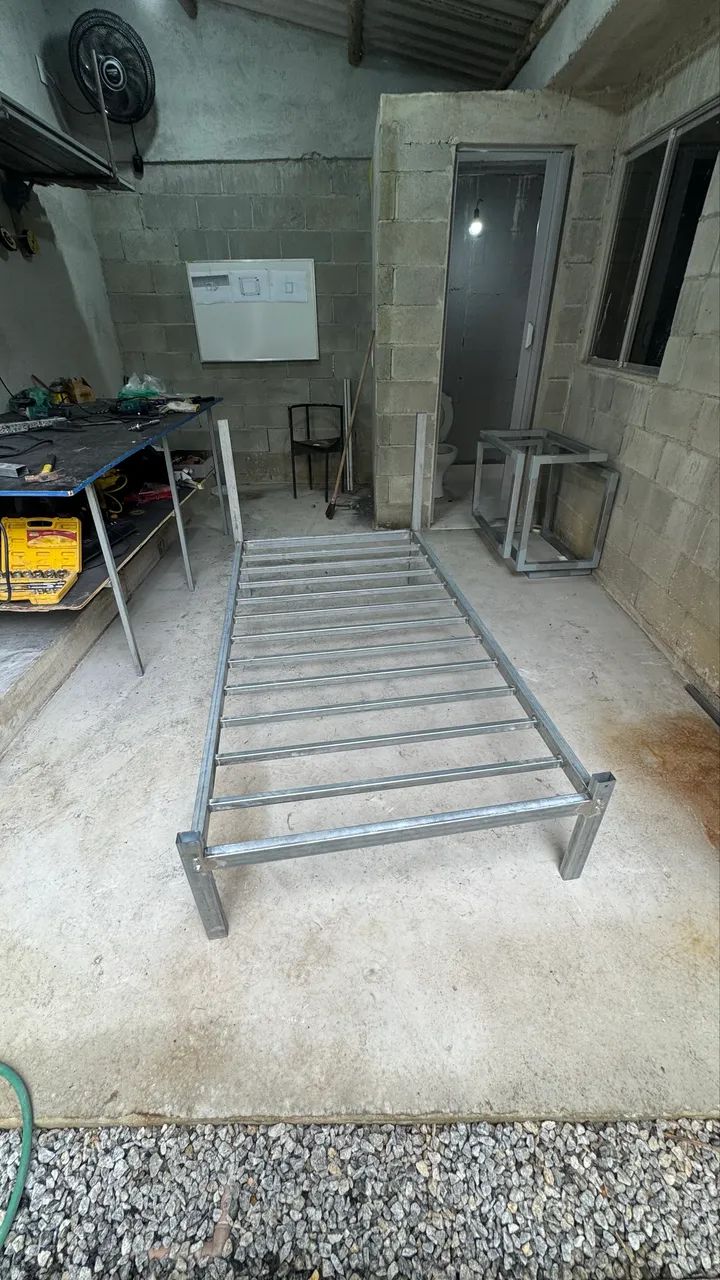 Single Metal Bed Frame with Galvanized Steel Structure494540300192337922