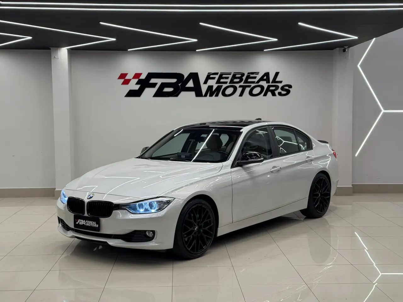BMW 320I 320i 2014 - Foto 3