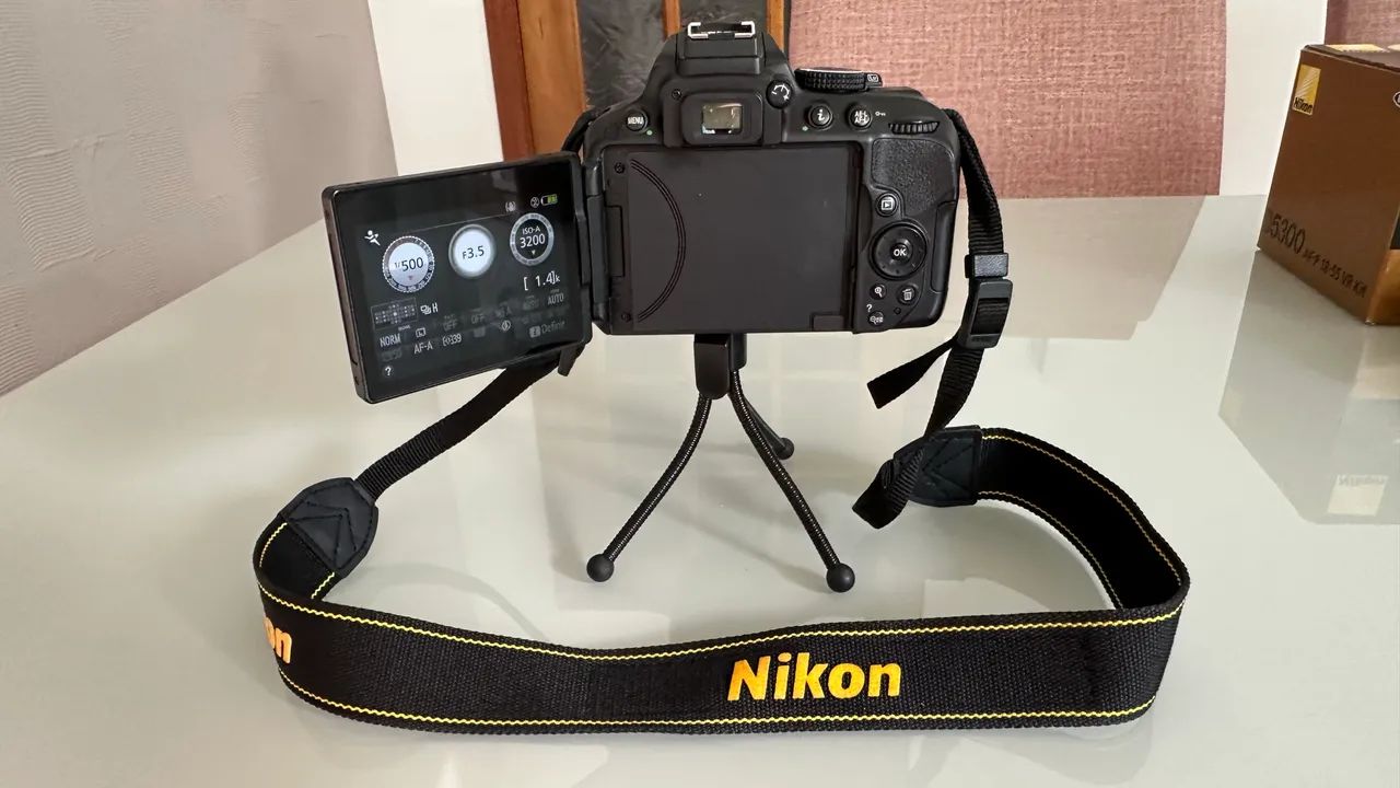 Kit câmera NIKON D5300 + acessórios  - Foto 4
