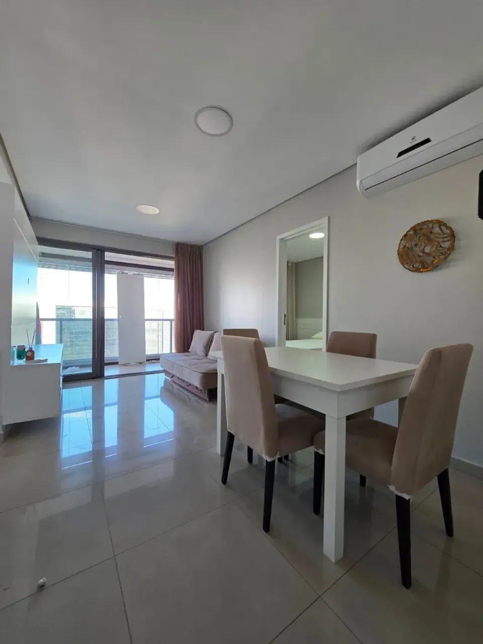 APARTAMENTO COND. SOBERANE RESIDENCE MOBILIADO -
