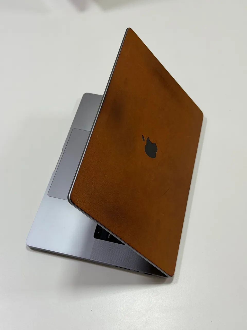 macbook pro m1 1tb