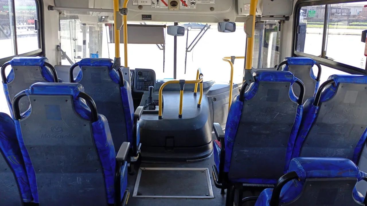 Ônibus Urbano 2015 Ar condicionado  - Foto 7