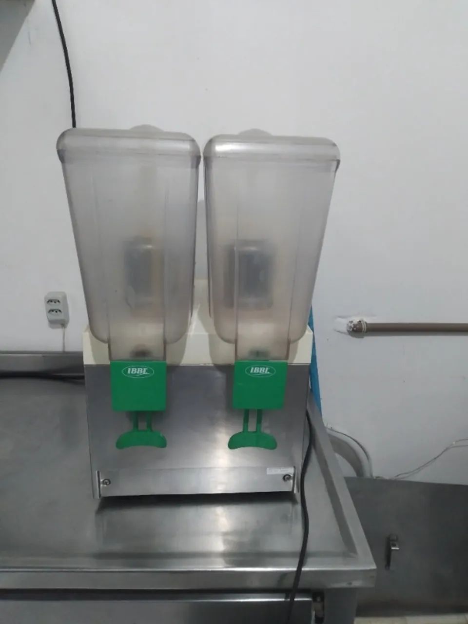 Maquina Refresqueira para sucos com duas cubas IBBL/ BBS2 110 VOLTS