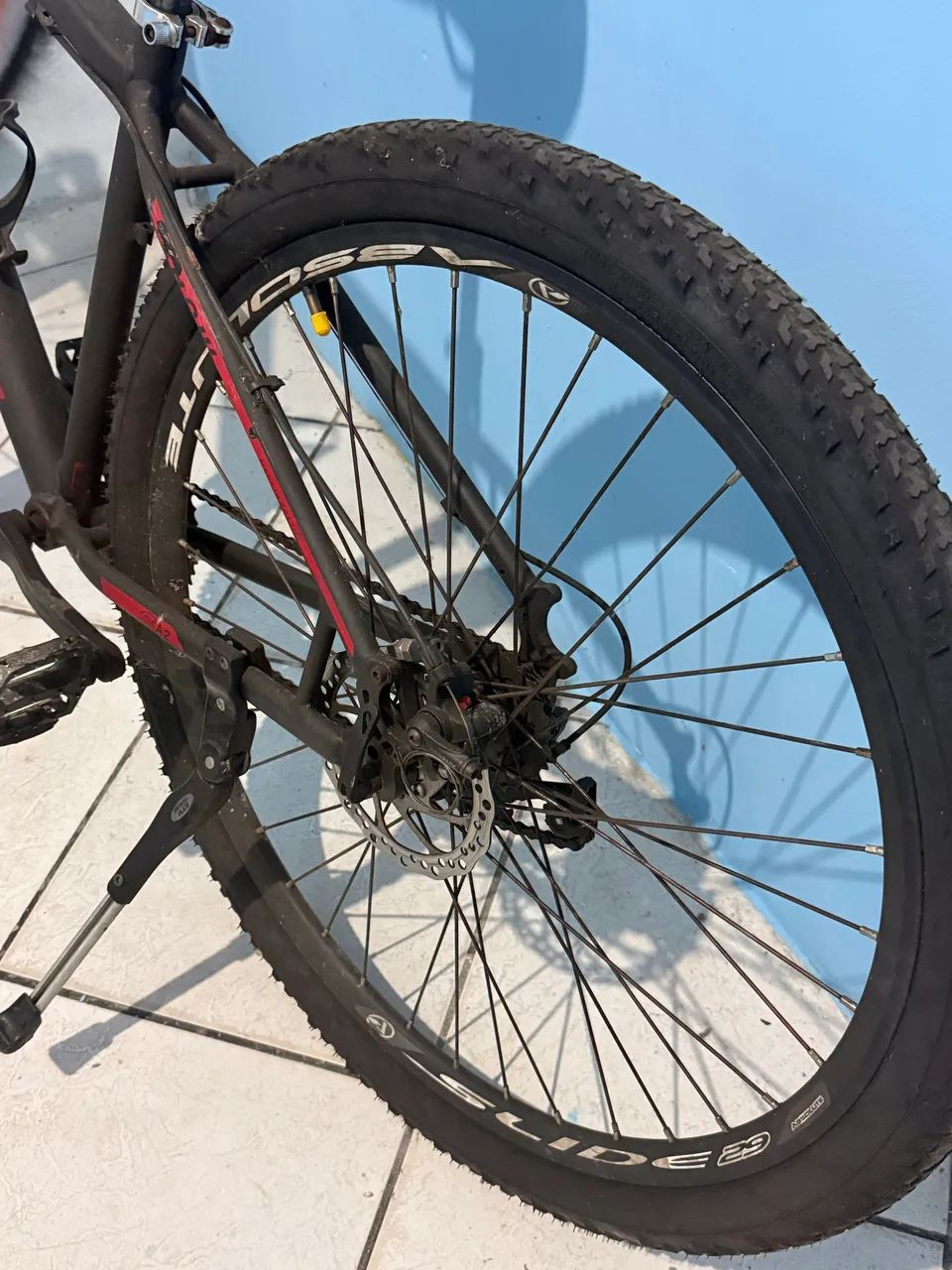 Bicicleta aro 29 - ótimo estado  - Foto 3