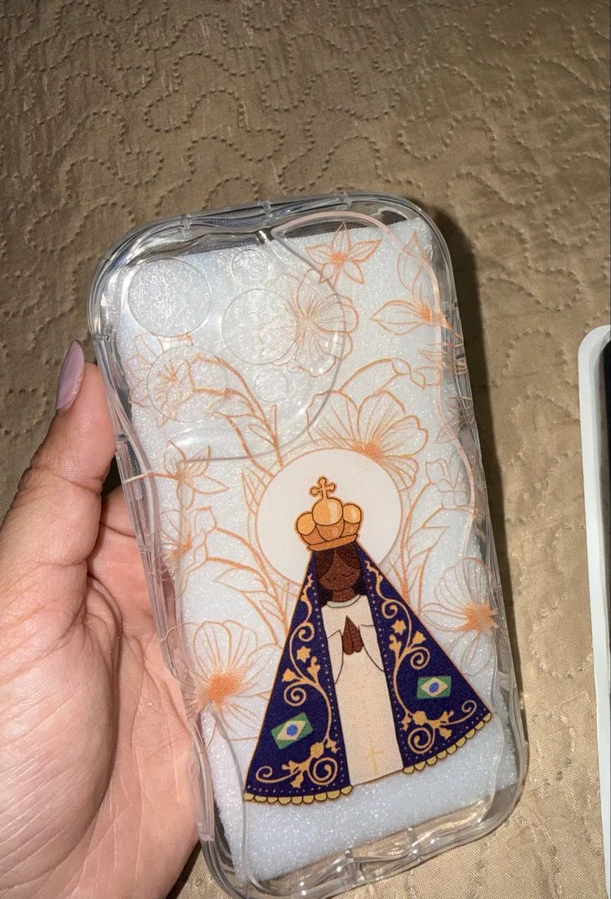 Capa de iphone nossa senhora 16 pro max  - Foto 3