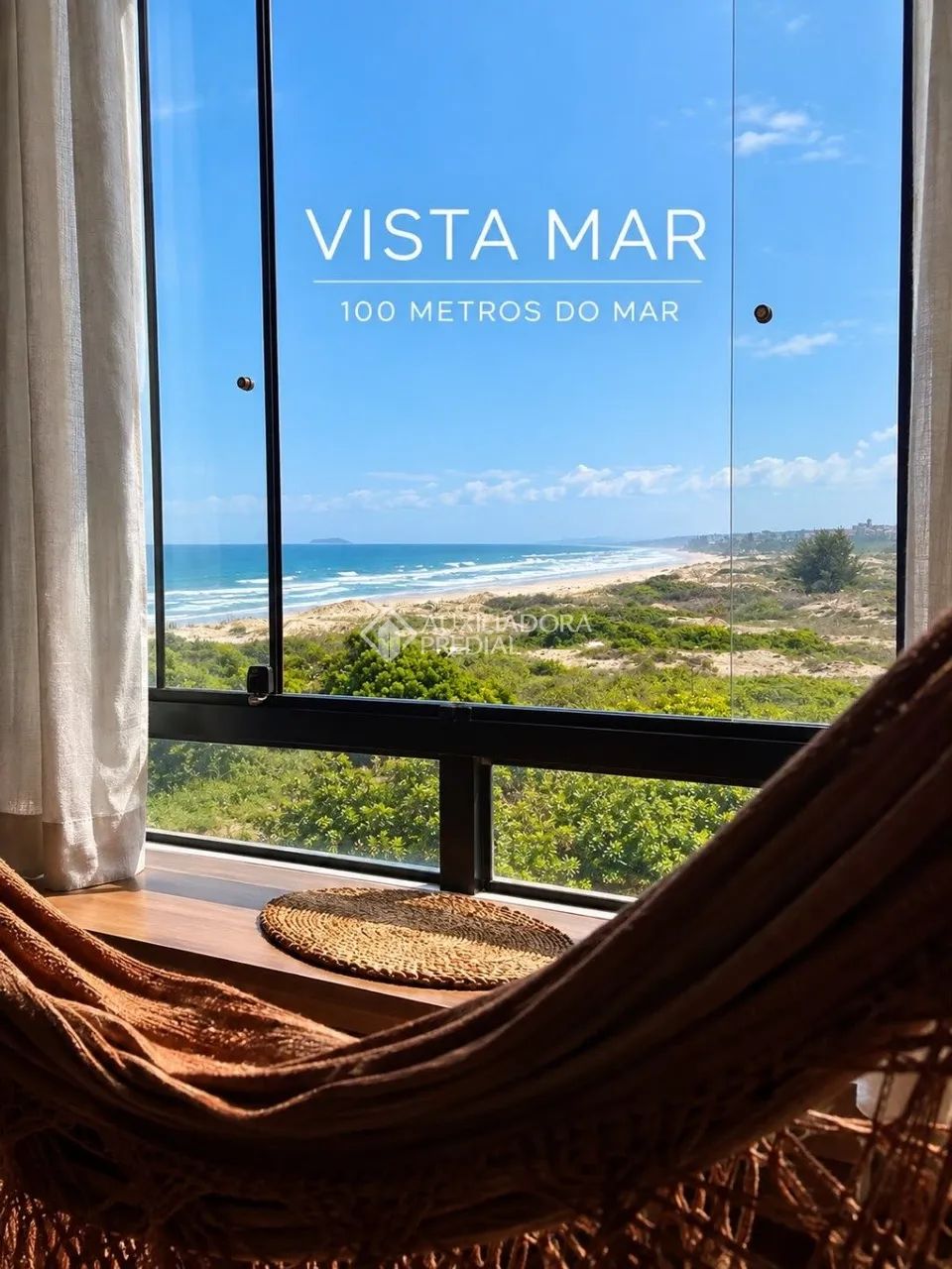 Apartamento com vista mar