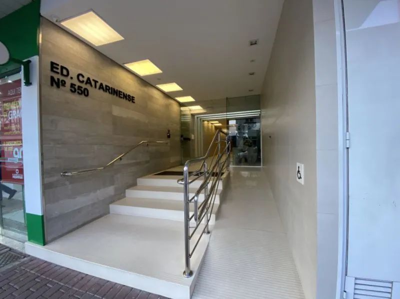 Sala comercial com 46,04 m² no Centro de Blumenau. - Foto 3