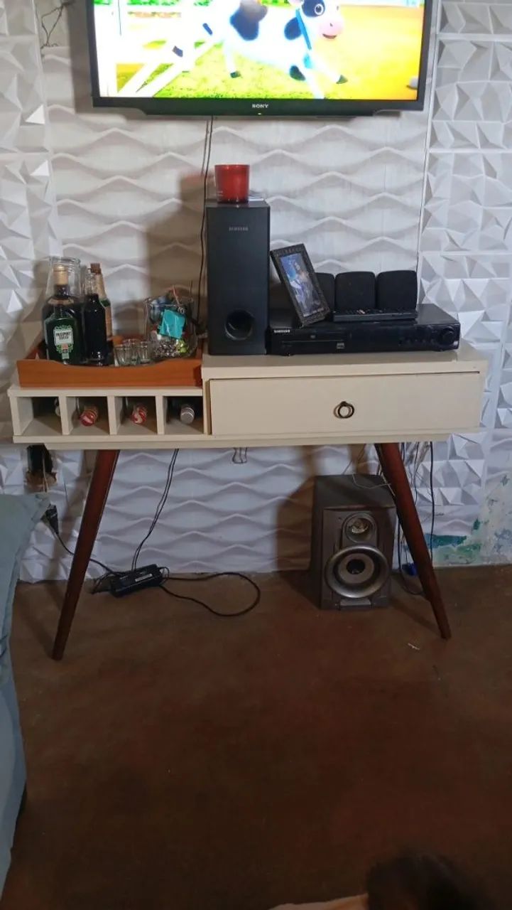 Aparador barzinho de sala  - Foto 3