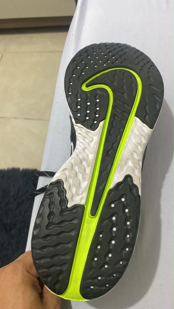 Nike Legend React 2 - Tamanho BR 42 - Foto 4