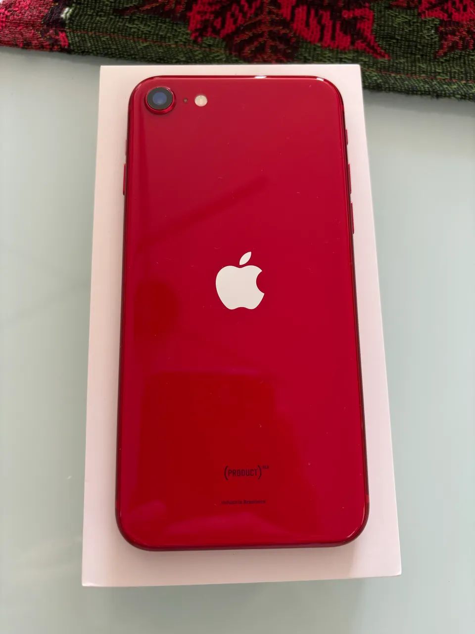iPhone SE 2ª geração- 64GB - Product Red - Celulares e Smartphones