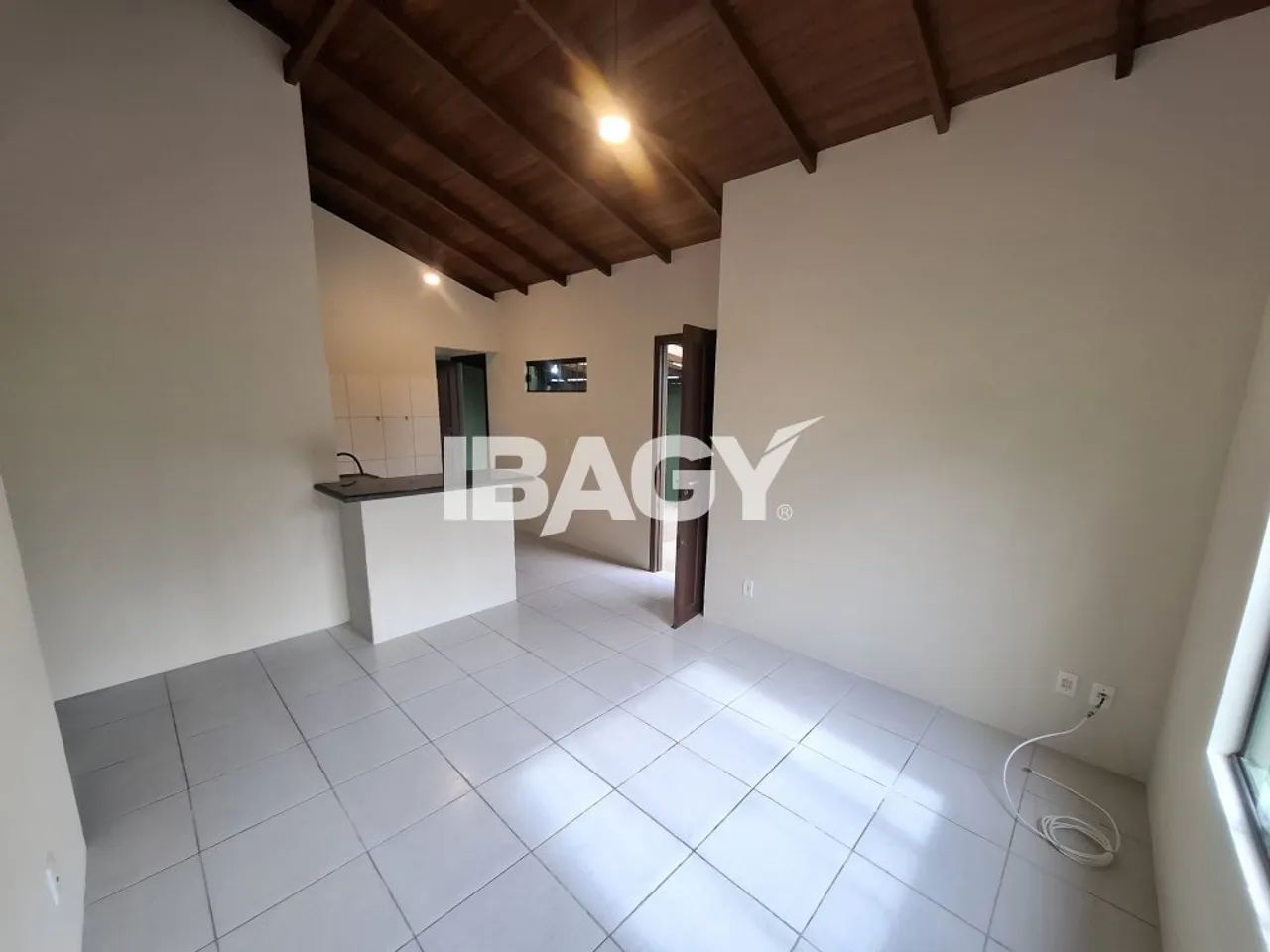 Excelente Casa 2 dormitório(s) em Rio Tavares - Florianópolis - Foto 3