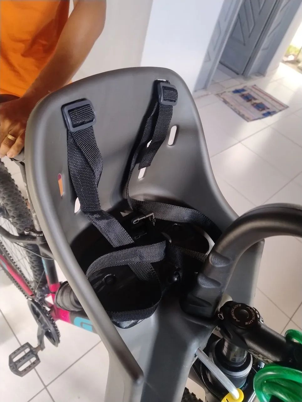 Cadeirinha de passeio para criança  - Foto 2
