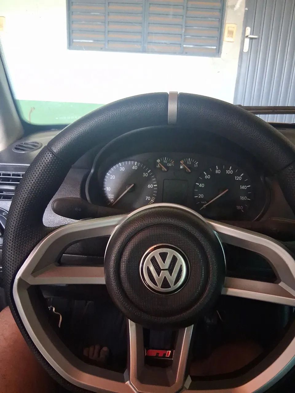 Volkswagen Gol Geração III Ouro 1.0 MI 16V Gasolina Mec. 2P 2001