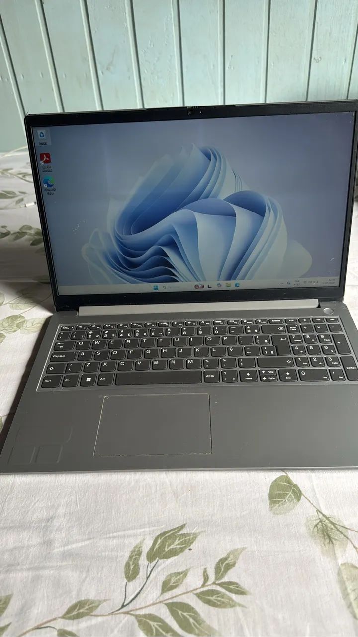 Vende se notebook Lenovo - Foto 4