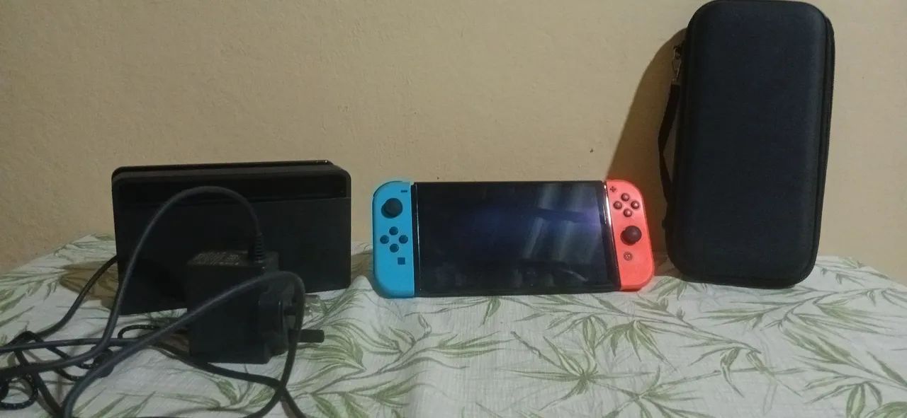 Nintendo Switch OLED Desbloqueado 