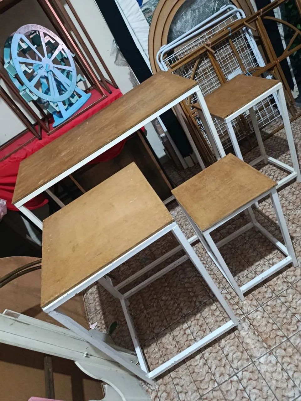 Conjunto de mesas para decoração  - Foto 2