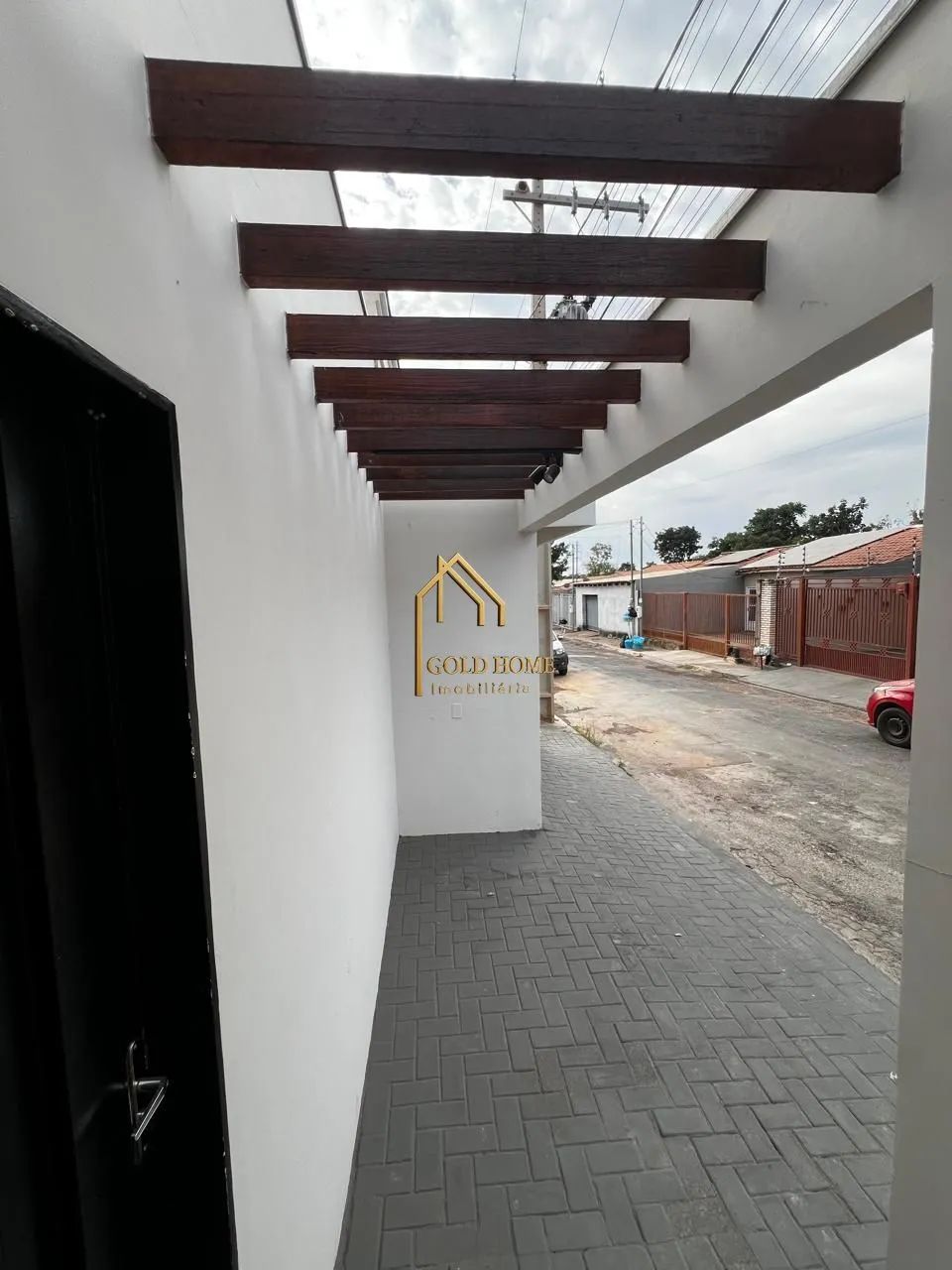 Vendo casa comercial no bairro Recanto dos Pássaros