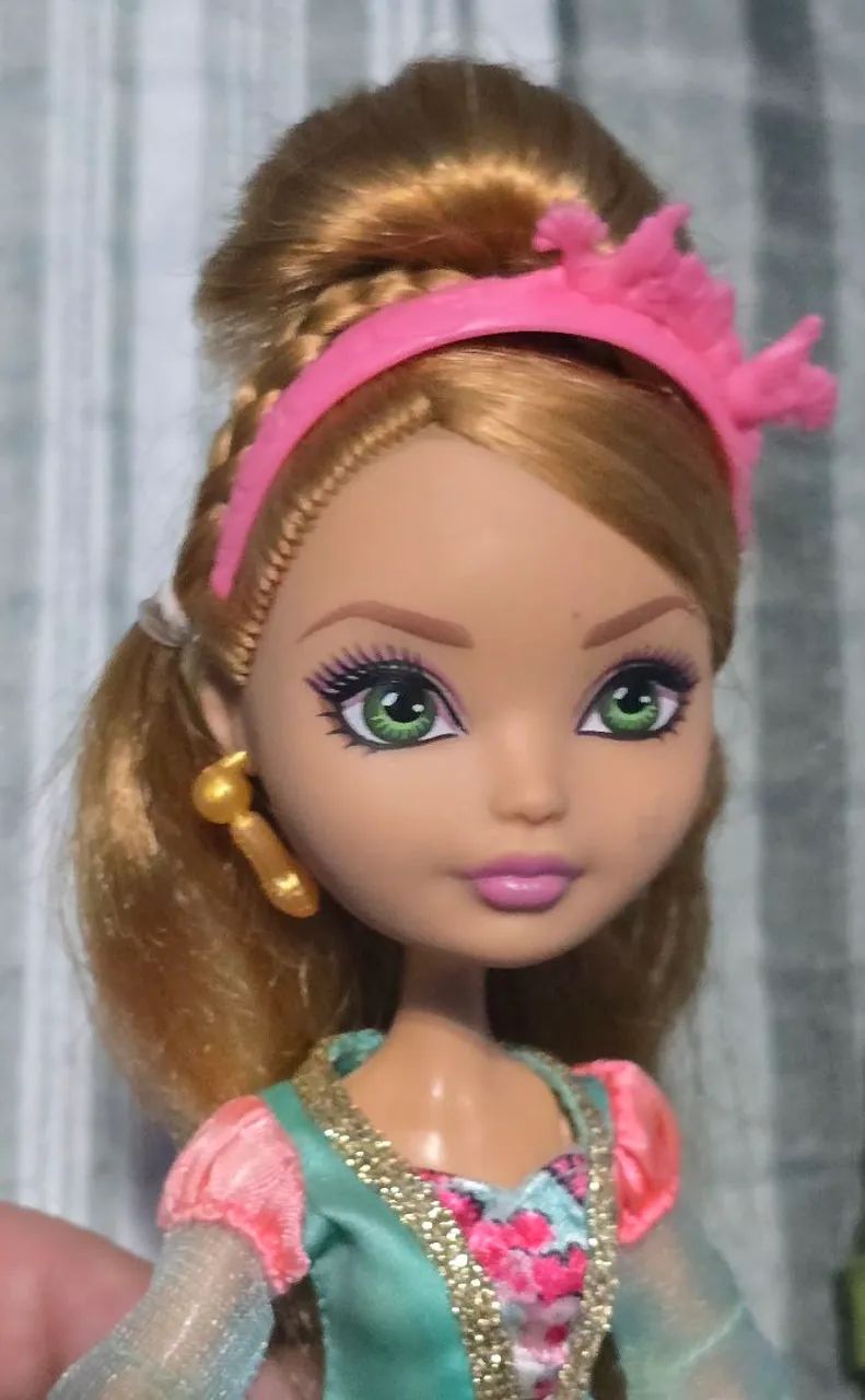 Bonecos Ashlynn e Hunter Básicos Ever After High (LER DESCRIÇÃO!) - Foto 2