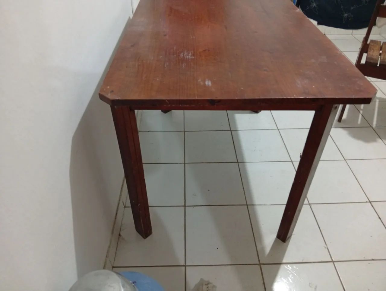 Mesa de Madeira Maciça em bom estado! - Foto 3