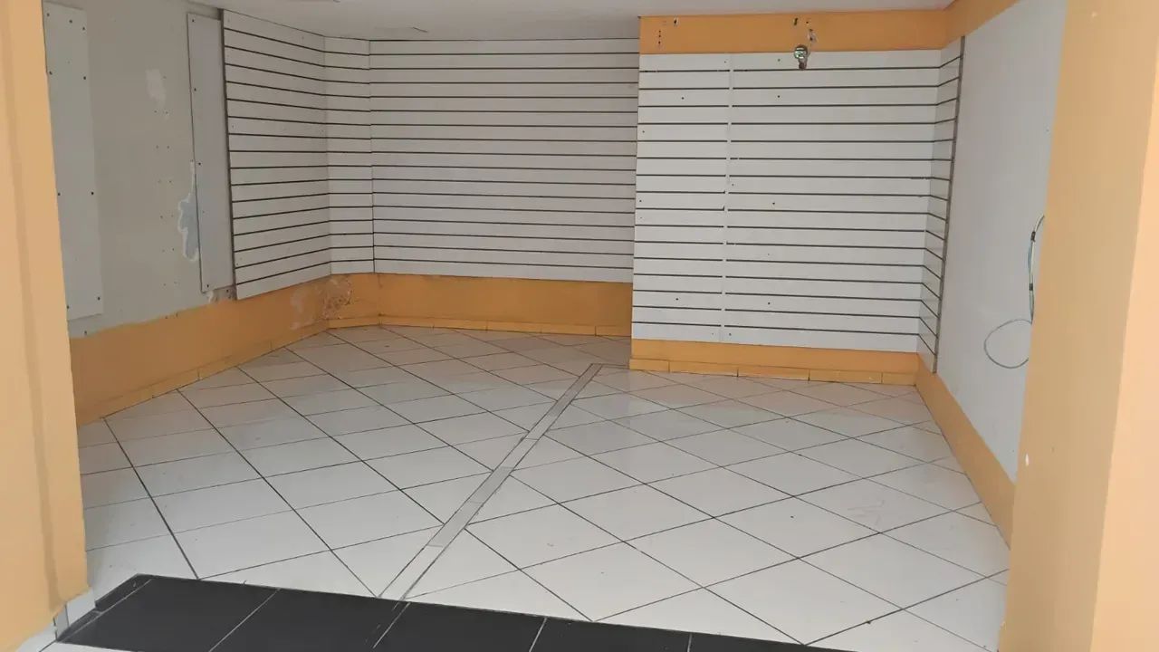 Sala Comercial Térrea no Centro de Joinville  Excelente Localização - Foto 4