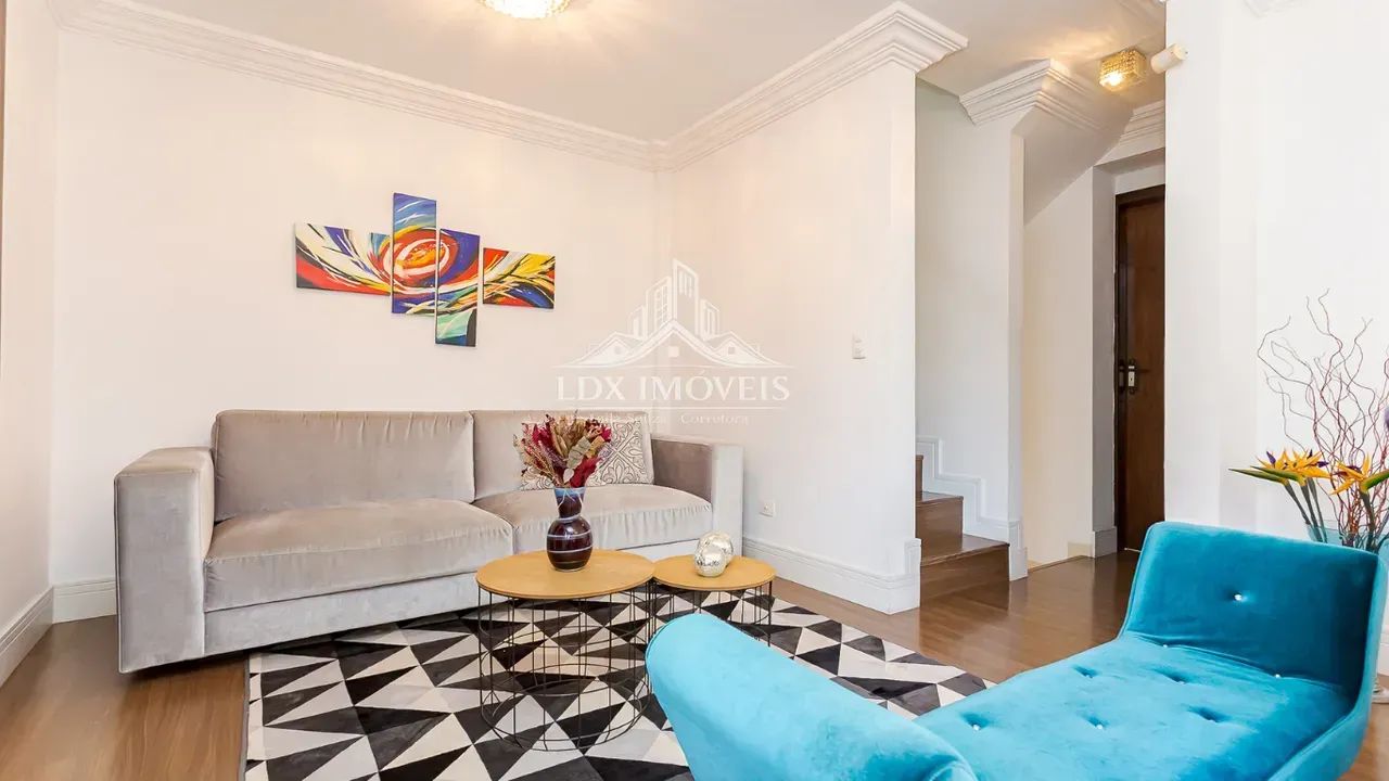 Sobrado com 200m², 5 quartos, Quintal e Edícula Independente - Foto 2