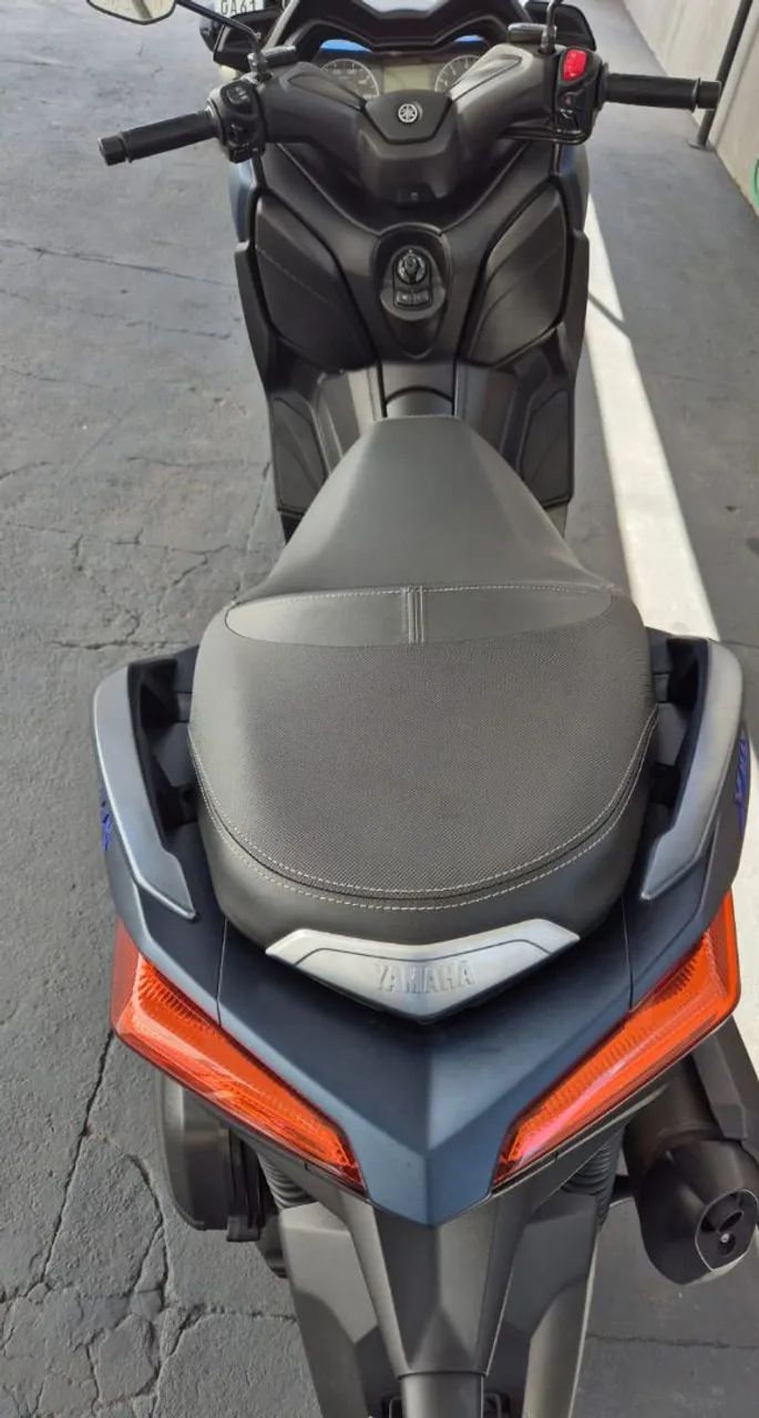 Xmax 250  - Foto 3