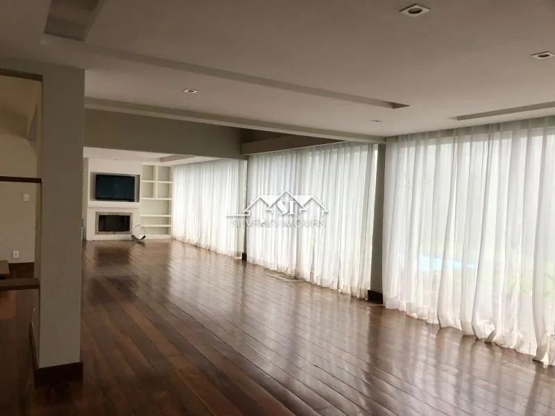 Casa- Petrópolis, Independência
