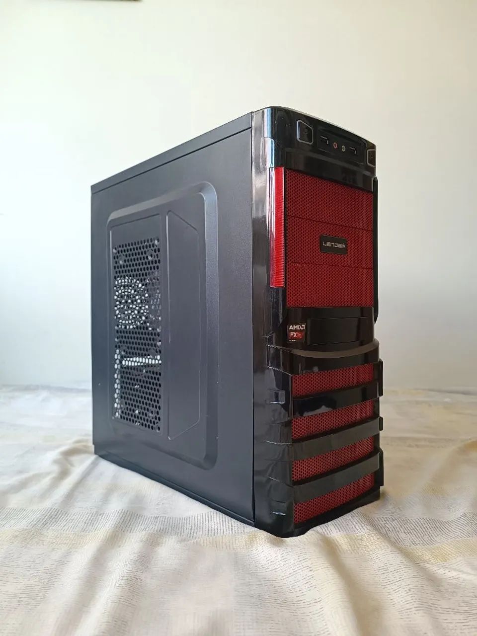 Computador DESKTOP - FX 4100.