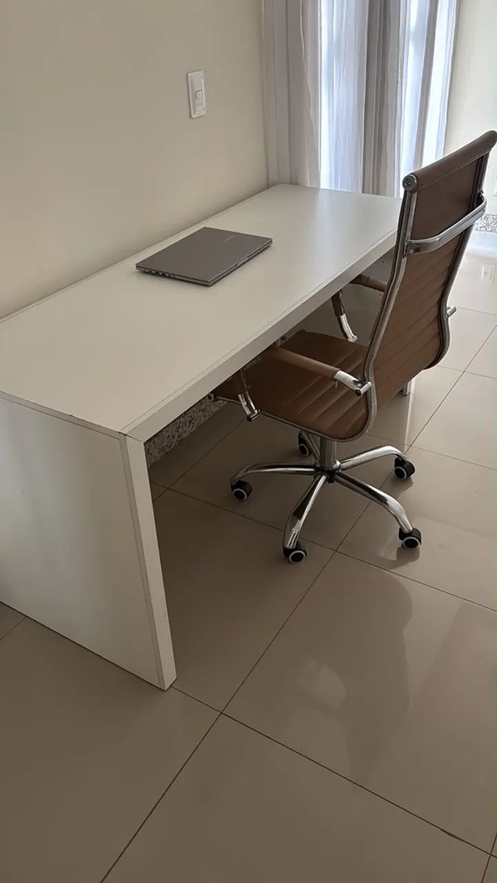 Mesa + cadeira escritório 