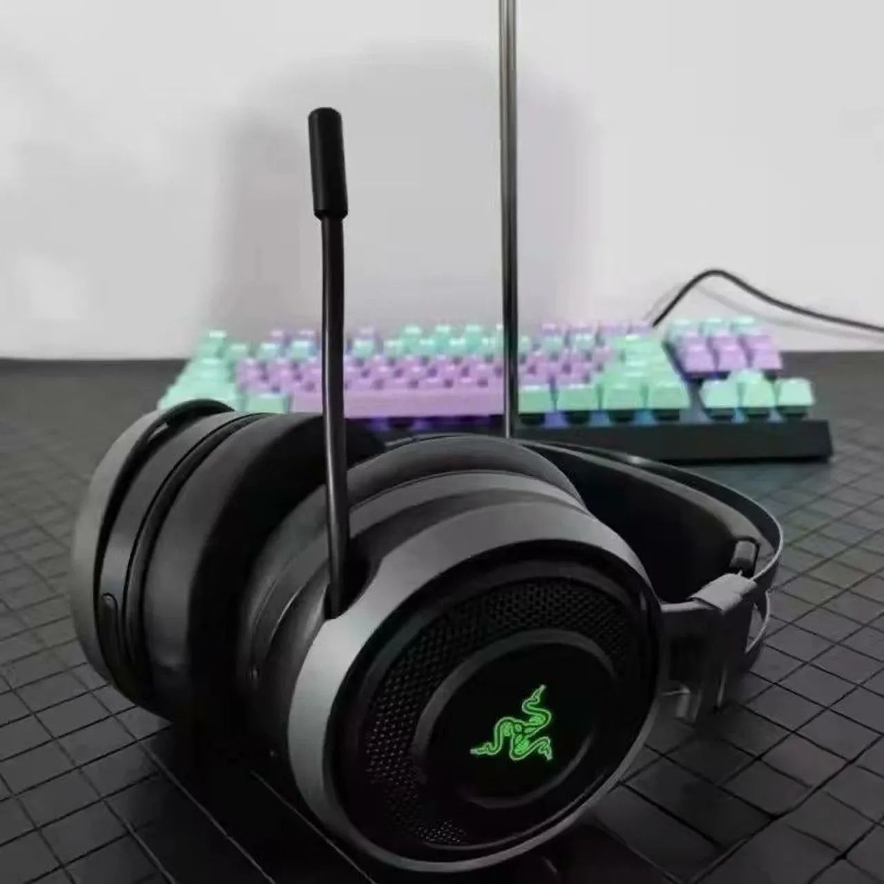 Fone profissional Razer Nari Ultimate