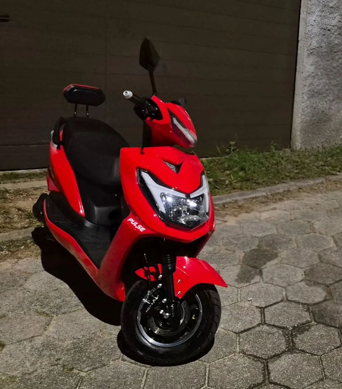 VENDE-SE SCOOTER ELÉTRICA YEVON PULSE