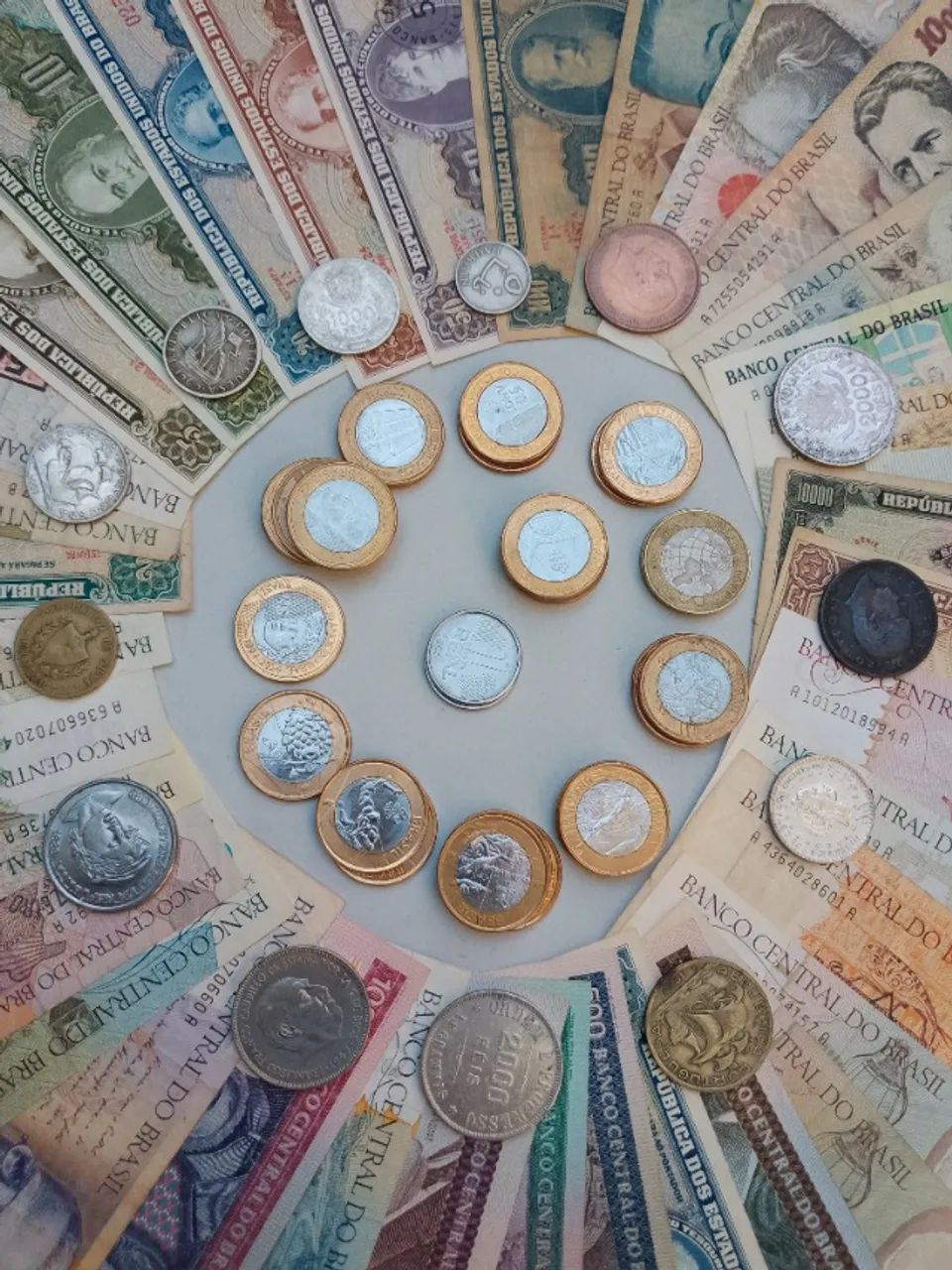 Moedas e cédulas antigas  - Foto 4