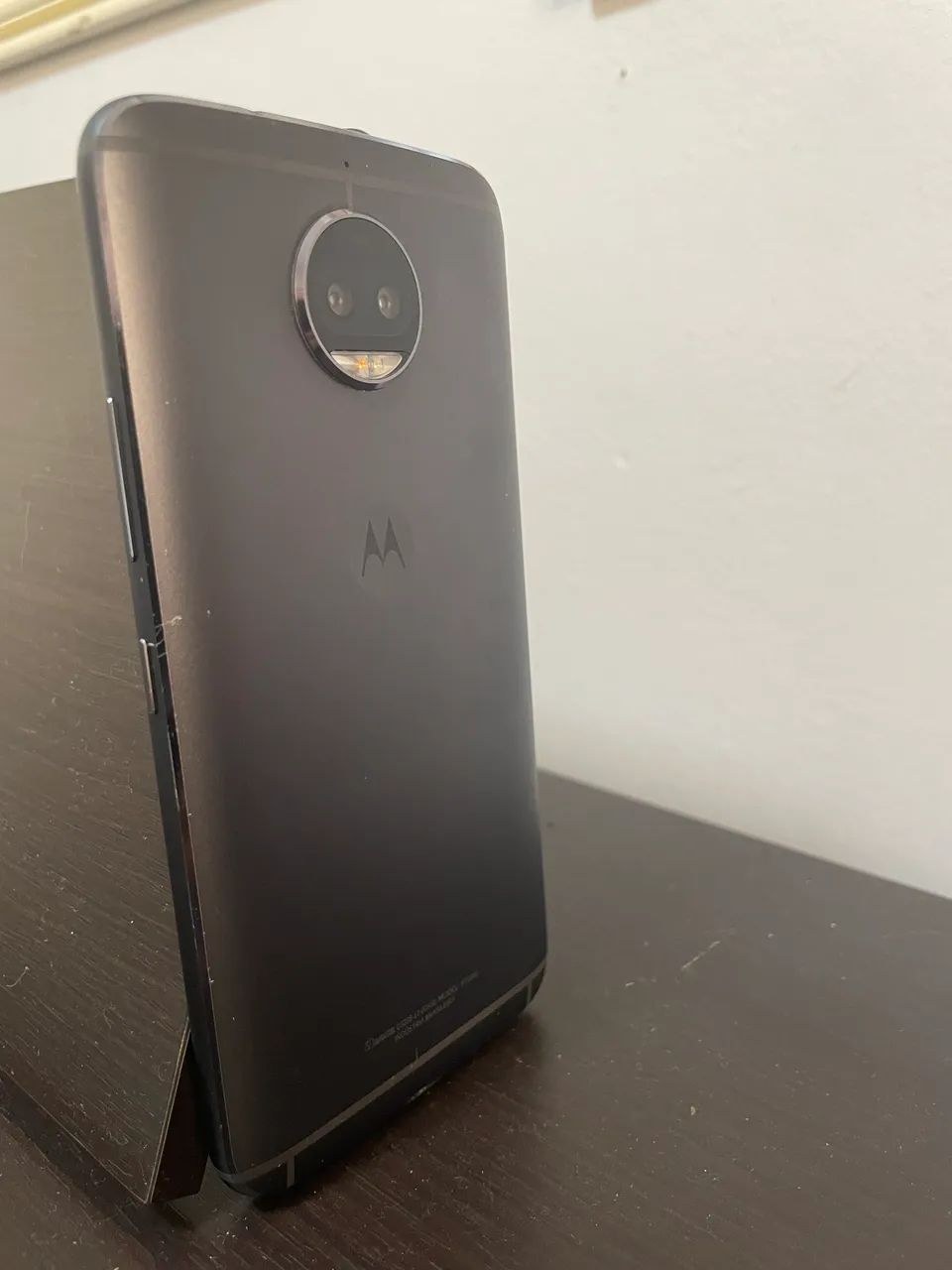 MOTO G5s PLUS EM PERFEITO ESTADO DE CONSERVAÇÃO  - Foto 2