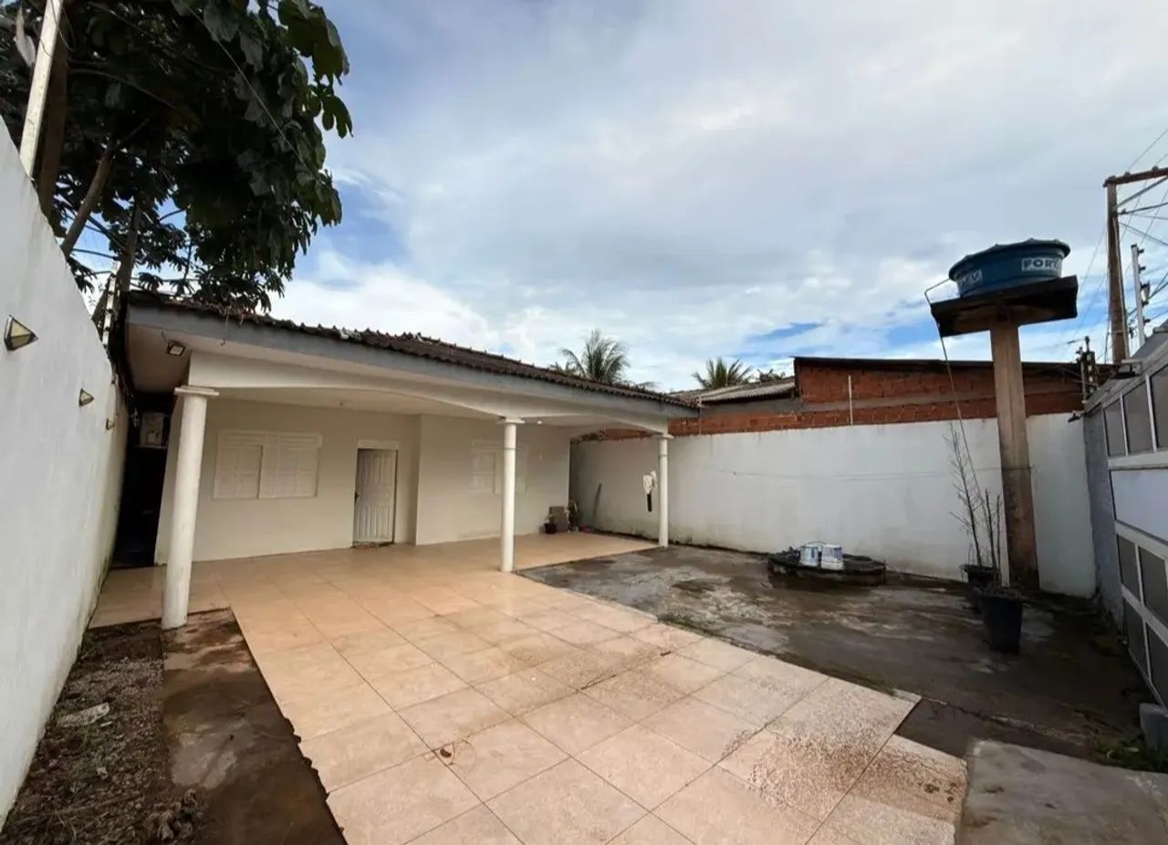 JB. VENDE-SE CASA NO GUAMÁ. 