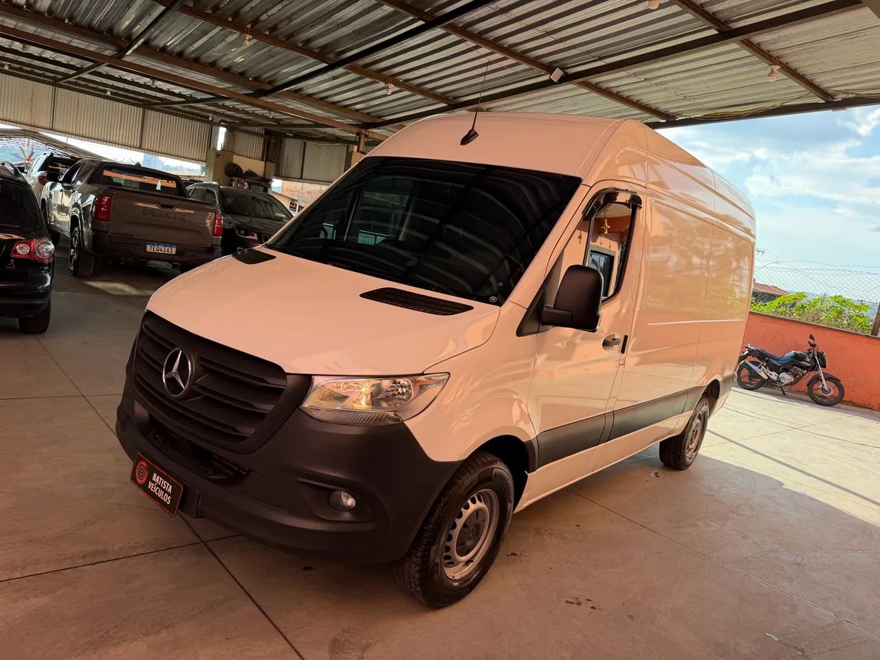 Mercedes-Benz Sprinter 417 FURGÃO L.T.A. DIESEL (E6) 2024