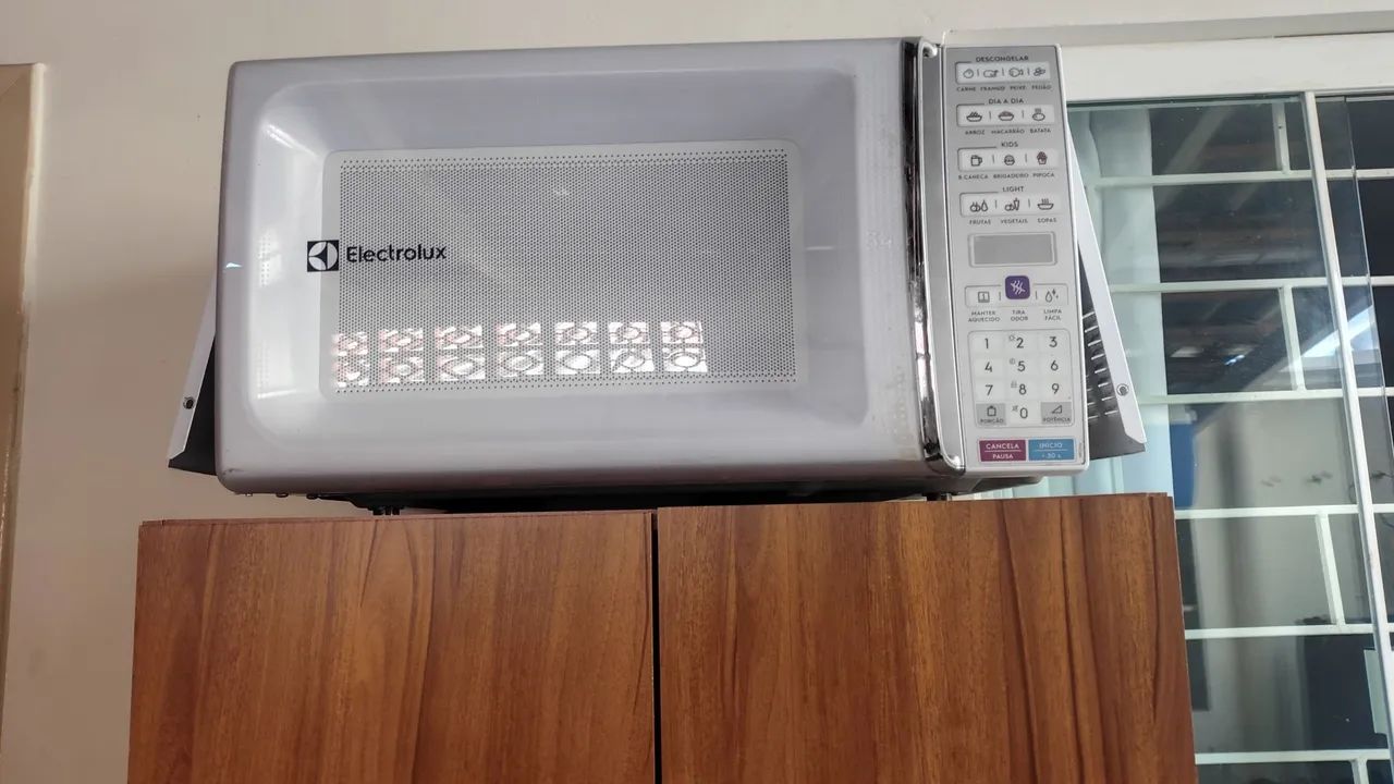 Consertos de microondas chamar no zap * - Foto 2